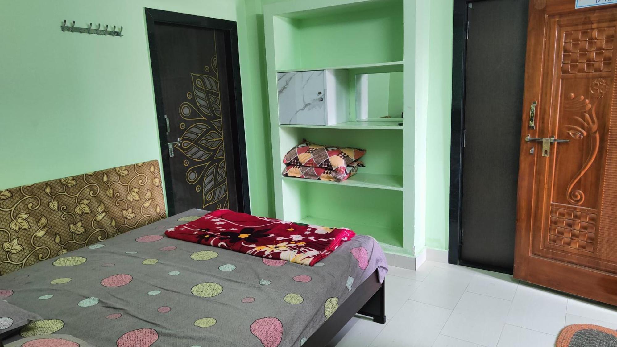 Guru Datta Residency Pithapuram Dış mekan fotoğraf